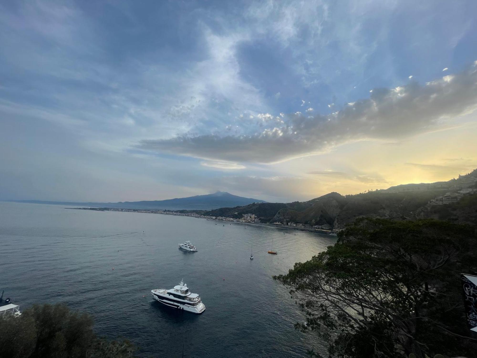Maridda-Experience Rooms- Giardini Naxos Luaran gambar