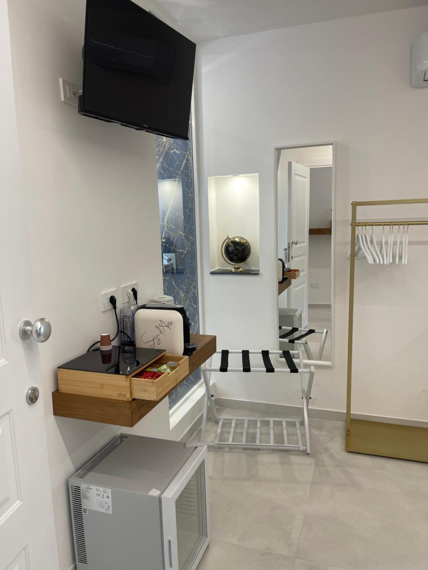 Maridda-Experience Rooms- Giardini Naxos Luaran gambar
