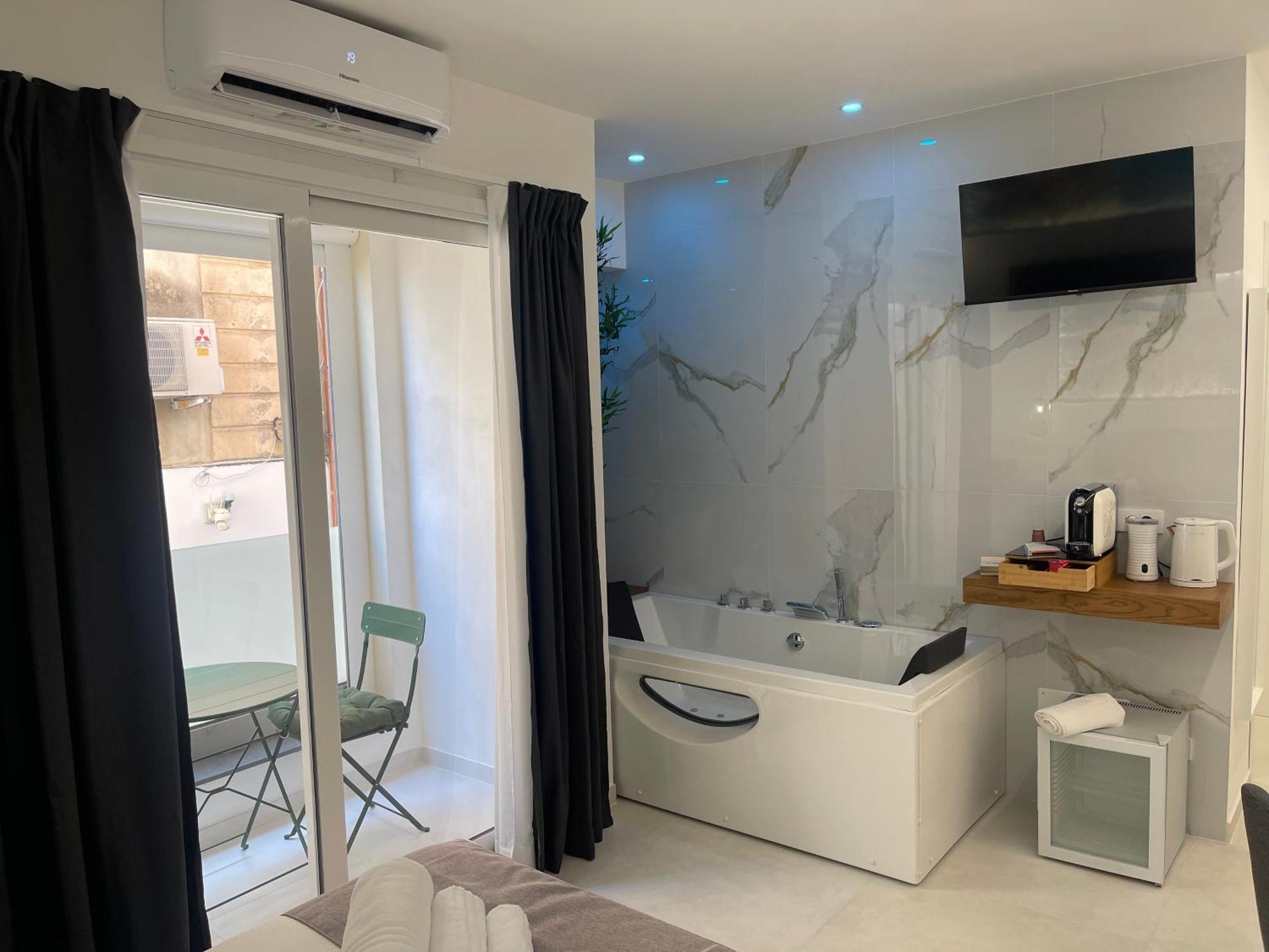 Maridda-Experience Rooms- Giardini Naxos Luaran gambar